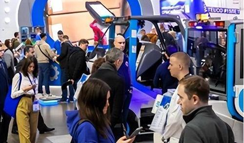 聚焦俄仓储自动化新蓝海！语言家翻译助力 TransRussia|SkladTech 线上研讨会解码跨境破局策略